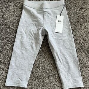 Cropped Gray High Rise Alo Leggings